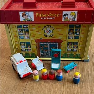 Fisher-Price Play Children's Hospital